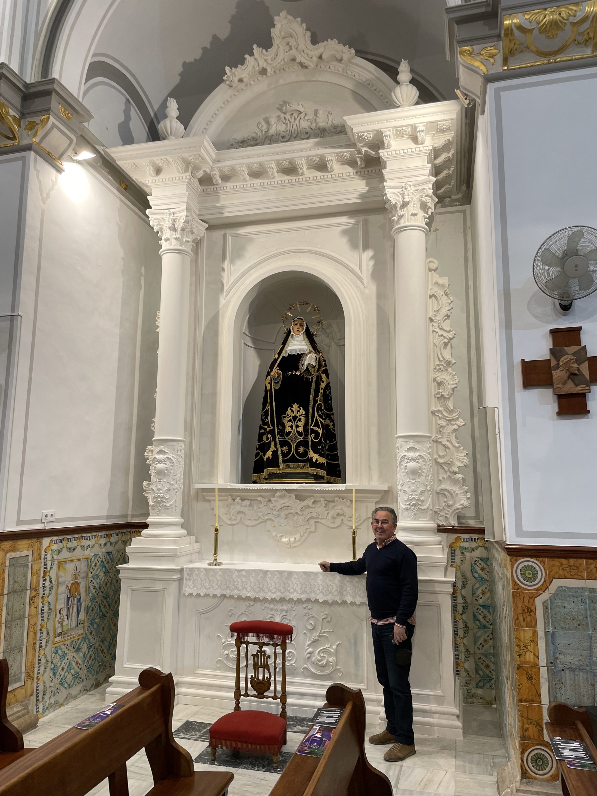 Proyecto Retablo Cocentaina - Elementos decorativos y molduras arquitectónicas de alta calidad