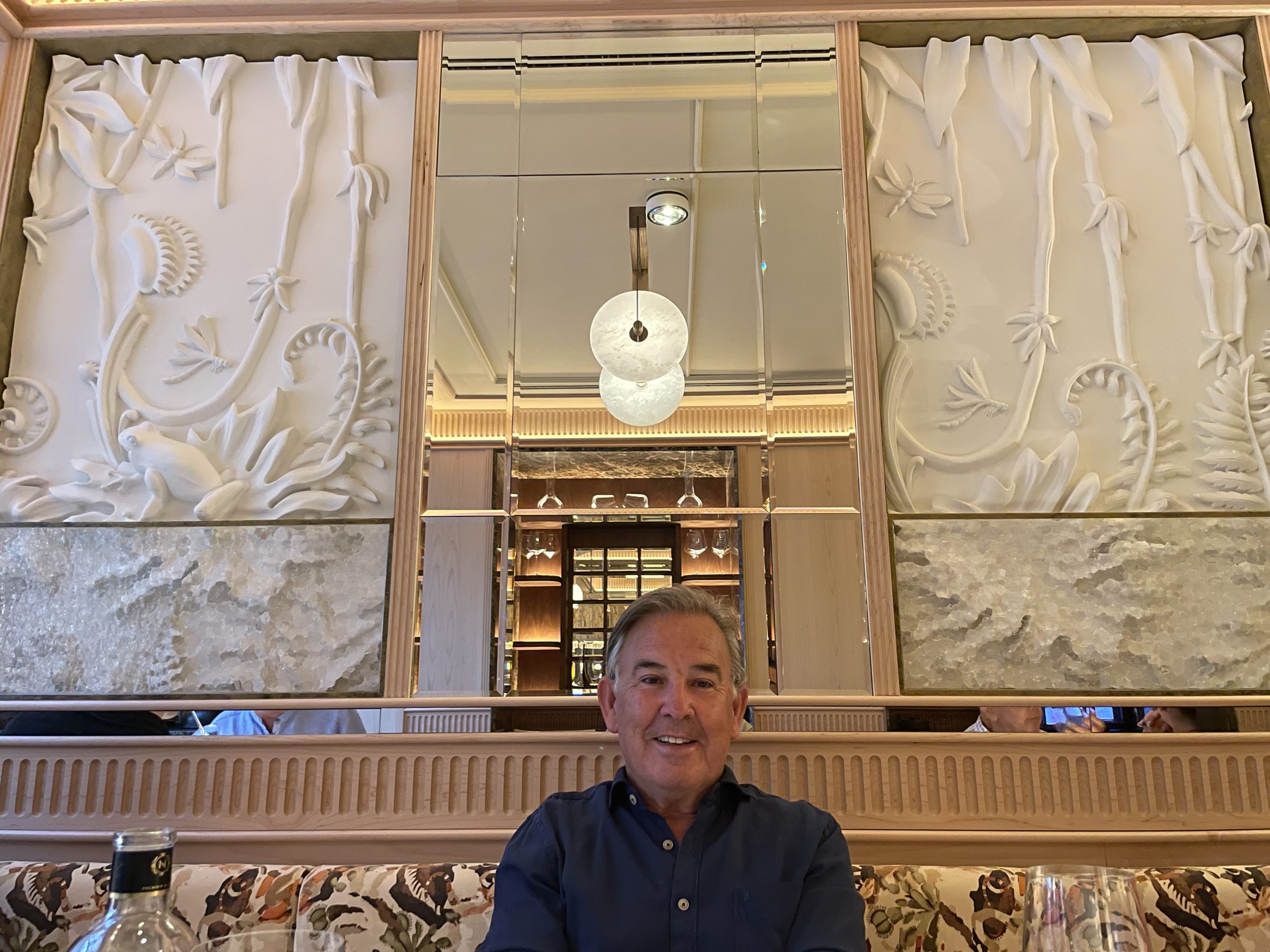 Proyecto Restaurante Babette - Elementos decorativos y molduras arquitectónicas de alta calidad